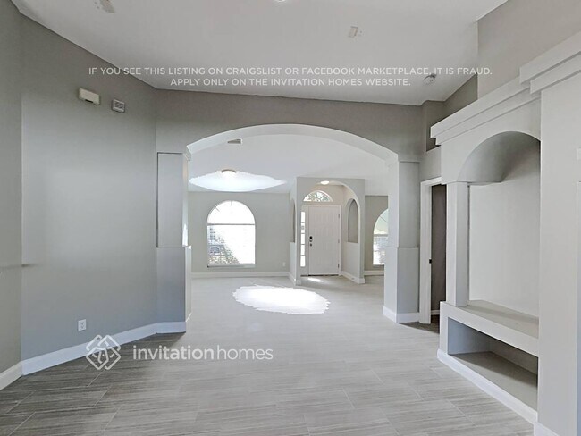 Building Photo - 16924 Falconridge Rd