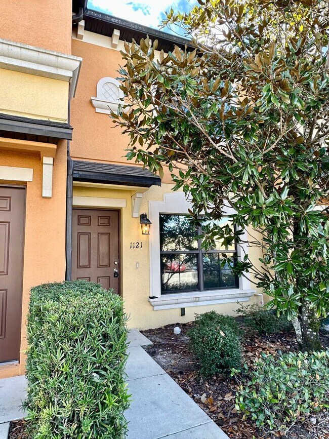 Foto del edificio - 1121 Trillium Park Ln