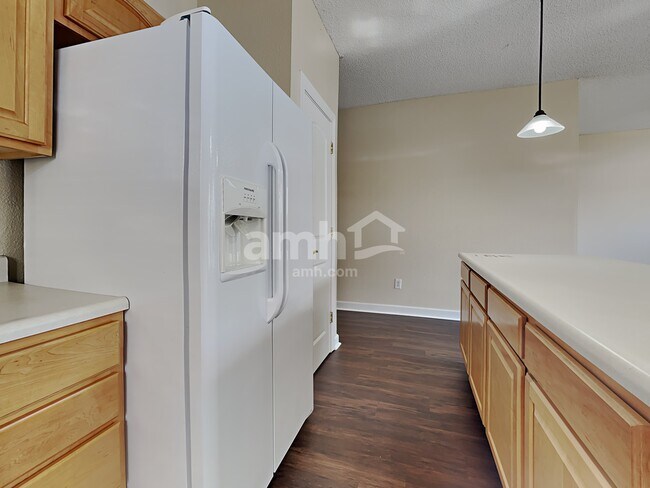 Foto del edificio - 10884 Roundtree Rd