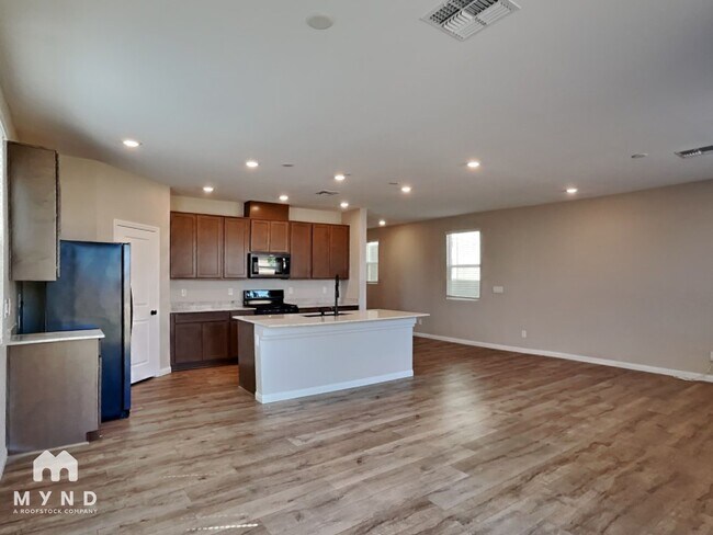 Foto del edificio - 4188 Silver Torch Ave