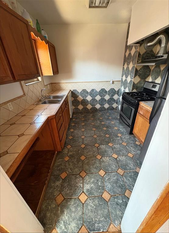 Building Photo - 1410 NW 25th St