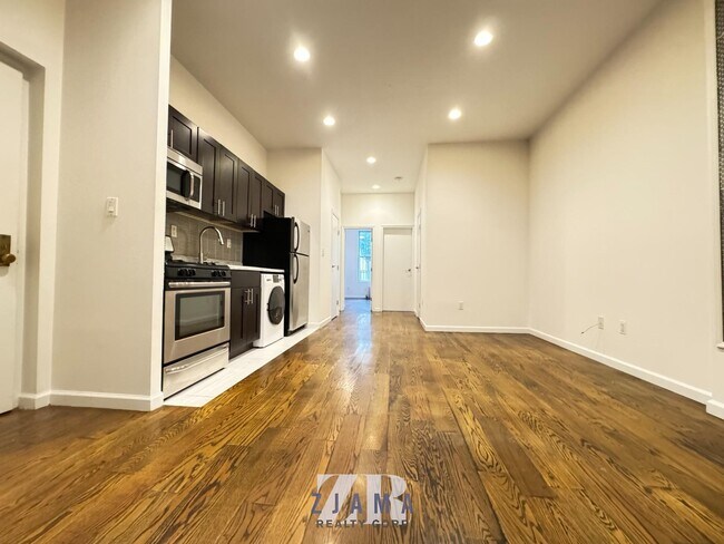 Foto del edificio - 196 Sackett St