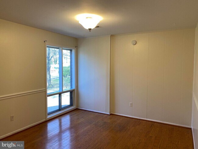 Foto del edificio - 12909 Chathlake Ln