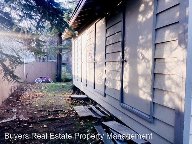 Building Photo - 1300 W 23rd Ave