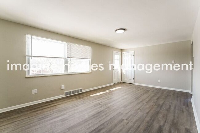 Foto del edificio - Lovely 3 Bedroom Home in Irwin!