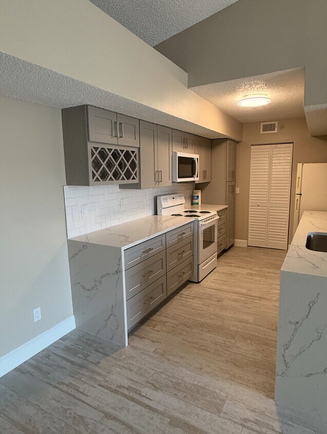 Foto principal - 13621 Eagle Ridge Dr