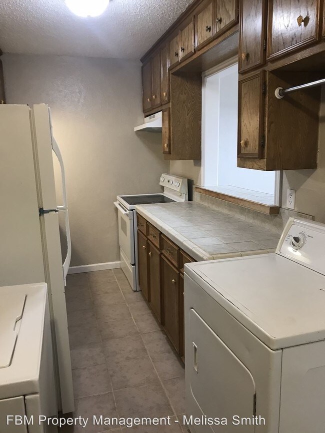 Foto del edificio - 2547-2547 W Sycamore Ave