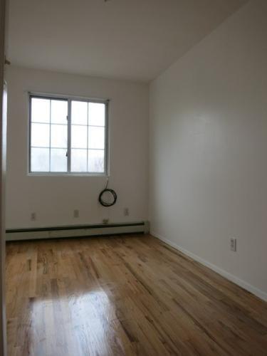 Foto del edificio - 795 St Johns Pl