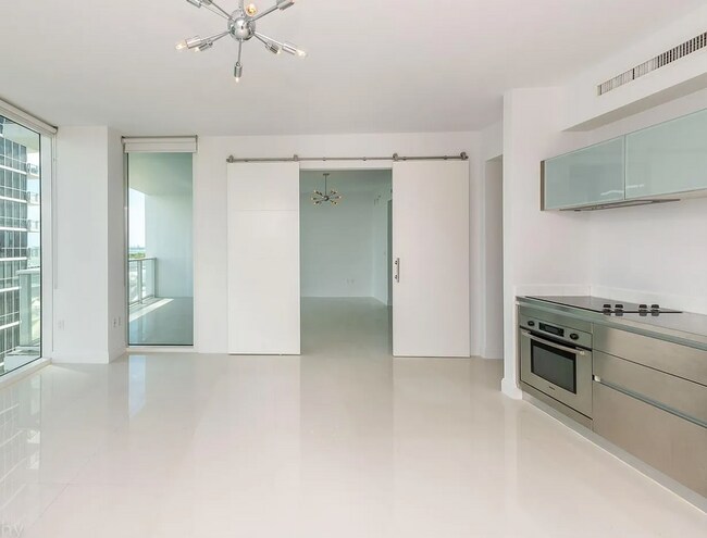 Foto del edificio - 1040 Biscayne Blvd