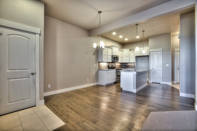 Building Photo - 2451 Trio Falls Dr