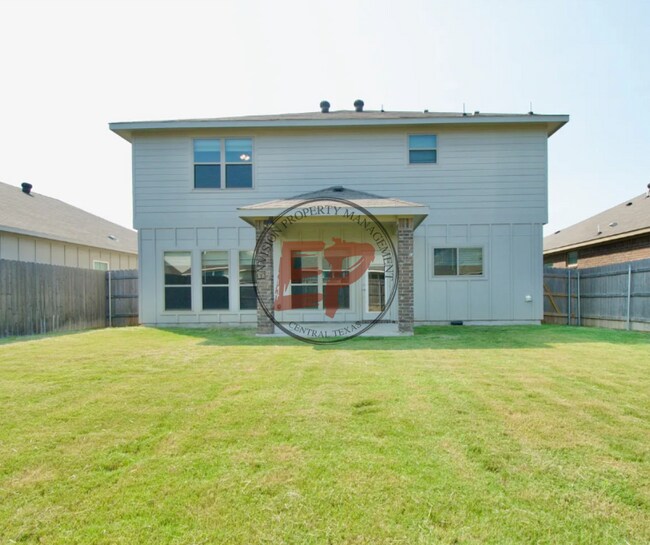 Foto del edificio - 11229 Solar St