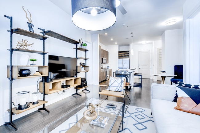 Building Photo - Arabelle Lincoln Station