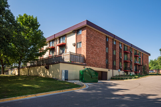 Building Photo - Lily Lake Terrace Apartments