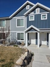 Building Photo - 8512 W Cordero Dr