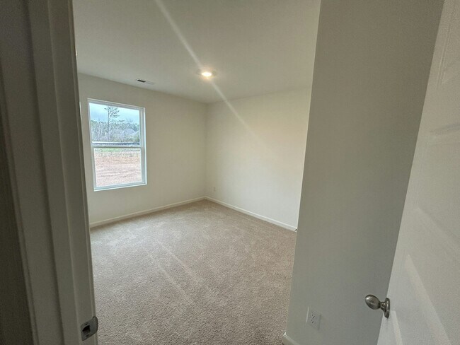 Foto del edificio - 309 Oakmont Cir