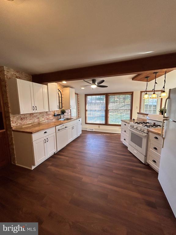 Foto principal - 120 Clarkson Dr