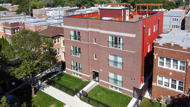 Foto del edificio - 3329 N Avers Ave