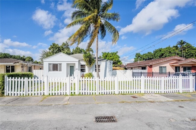 Foto del edificio - 2985 SW 3rd St