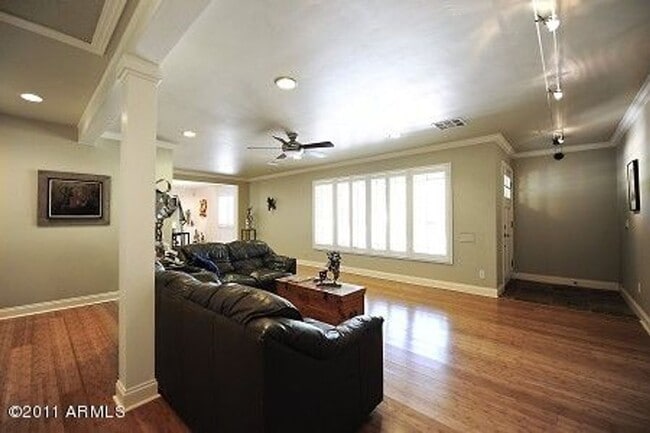 Building Photo - 4-bedroom Arcadia District