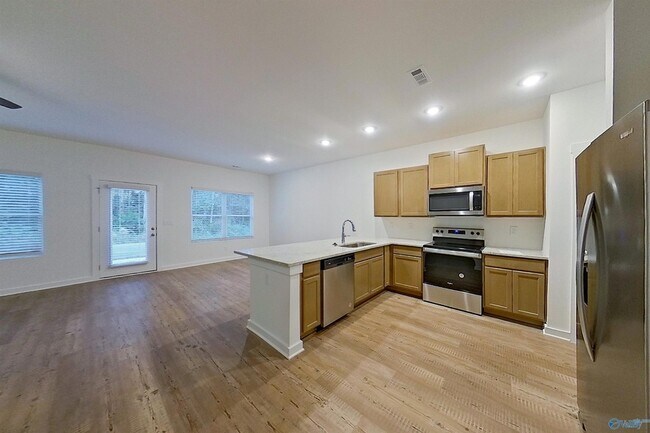 Foto del edificio - 6134 Taramore Ln NW