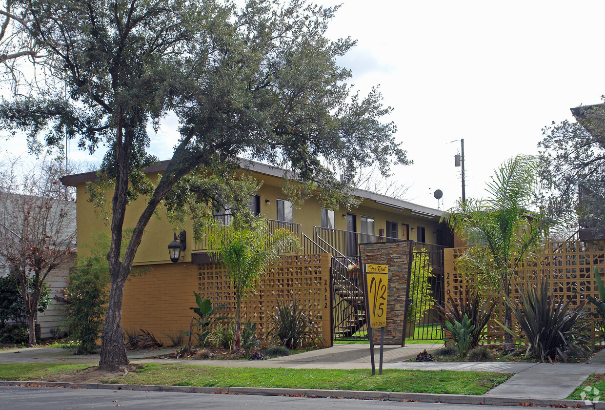 Primary Photo - 2512 V St