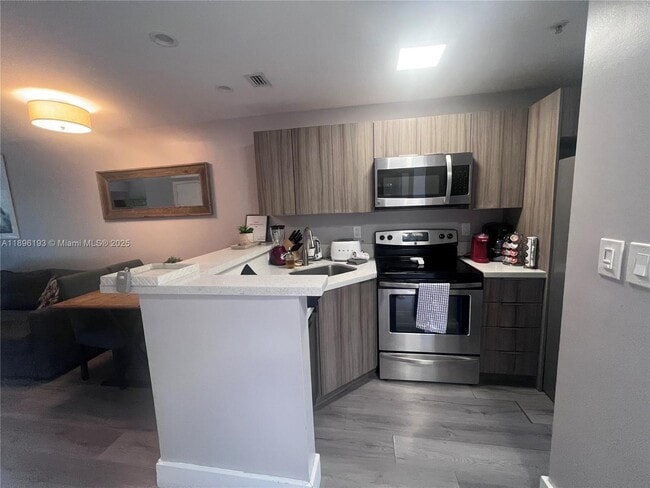 Foto del edificio - 821 SW 2nd St