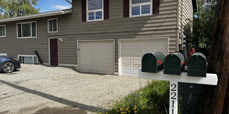 Foto principal - 2211 S Barnette St