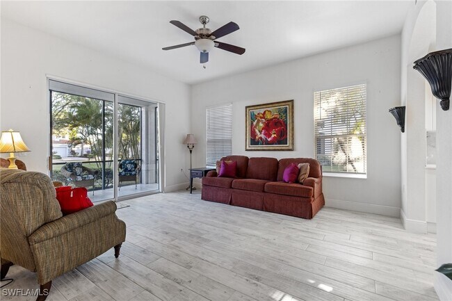 Foto del edificio - 9079 Cascada Way