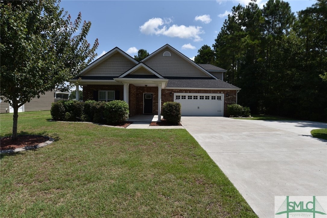 Primary Photo - 10 Wicklow Dr