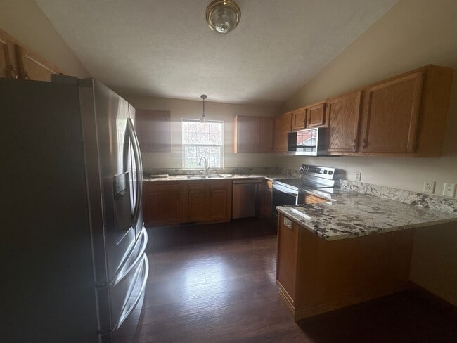 Building Photo - Condo for rent