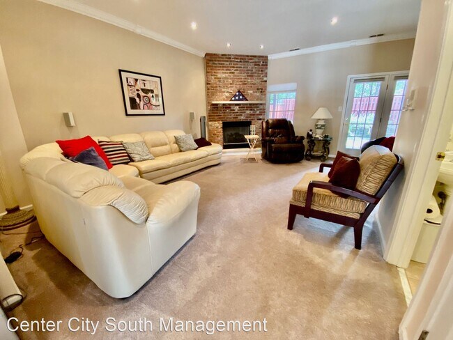 Building Photo - 3 br, 2.5 bath House - 3241 S. Sydenham St