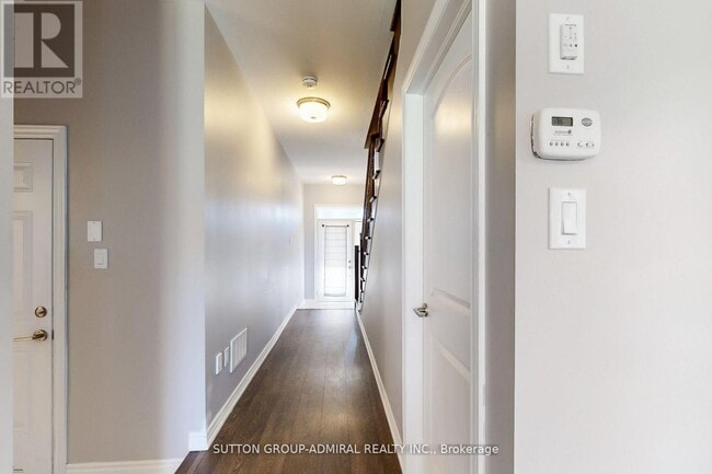 Photo du bâtiment - 18 Copeman Ave