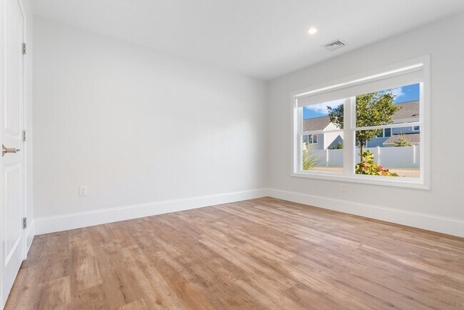 Foto del edificio - 21 Paul Francis Way