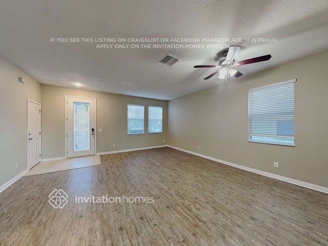 Building Photo - 11133 Golden Silence Dr