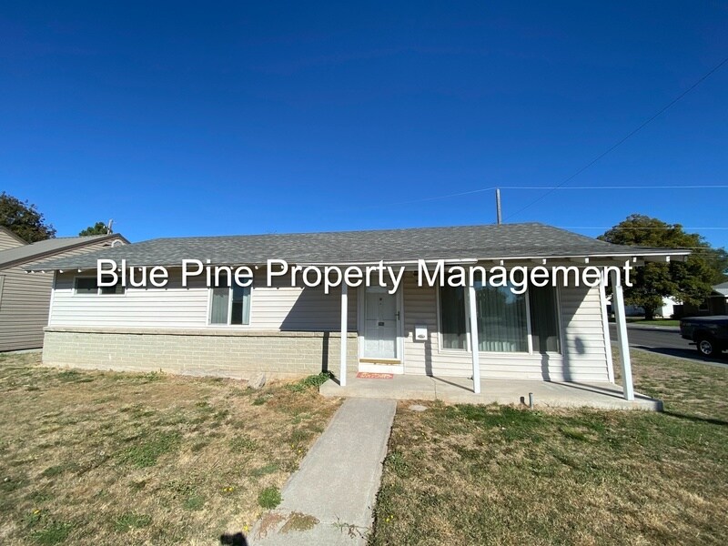 1195 E 15th St, Idaho Falls, ID 83404 House for Rent in Idaho Falls