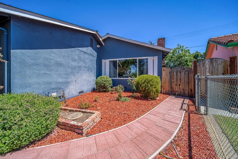 Primary Photo - 1158 Pembridge Dr