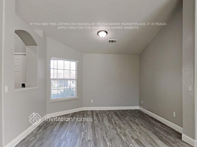 Building Photo - 948 Beaver Park Way