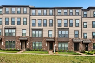 Building Photo - 1735 Dunnington Pl