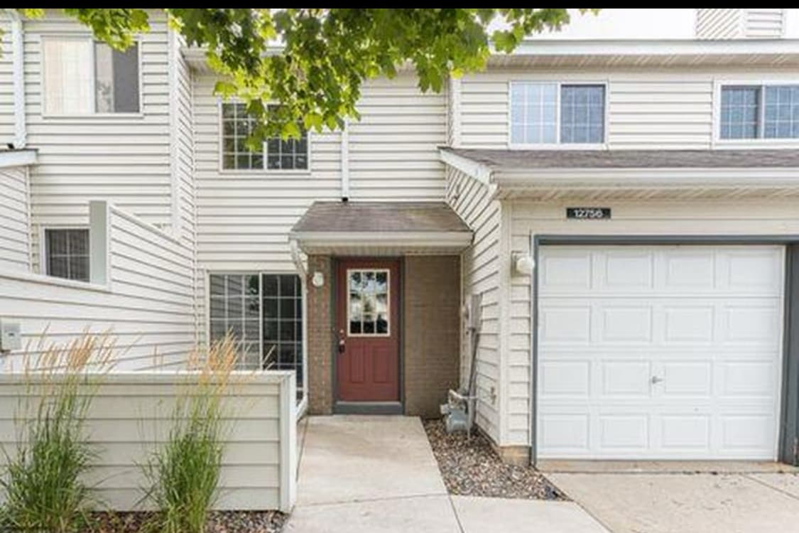 Foto principal - 12756 Edgewater Path
