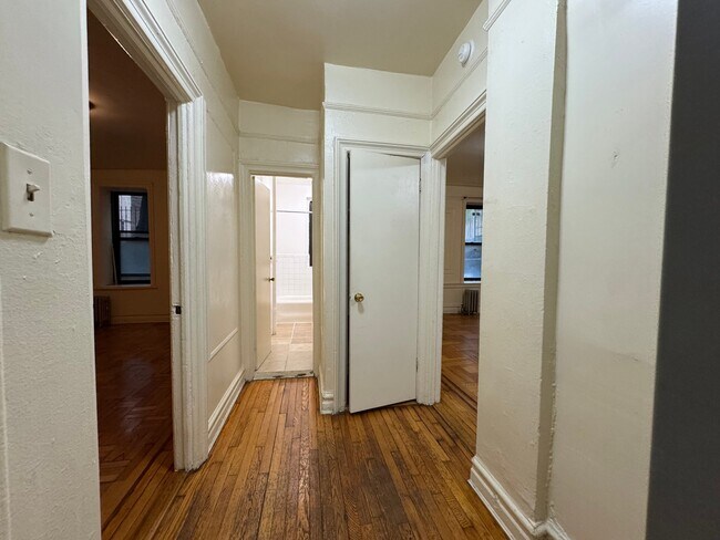 Foto del edificio - 377 Montgomery St