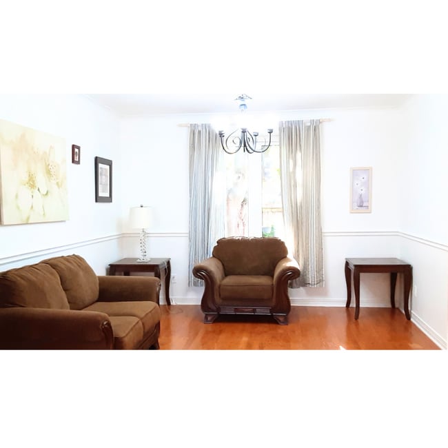 Photo du bâtiment - 5 Lavender Way