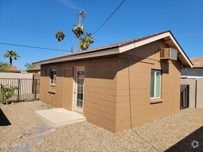 Building Photo - 1638 E Granada Rd