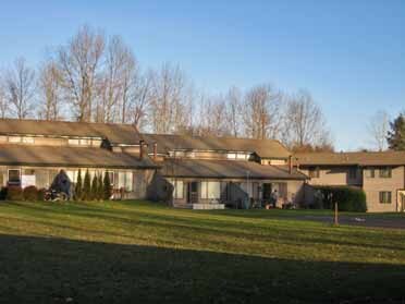 Foto del edificio - Lake Chalet Park
