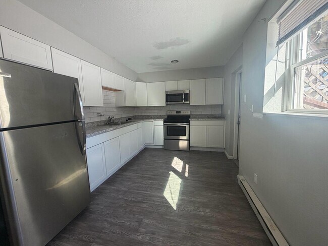 Foto del edificio - 1407 Bridge Ave