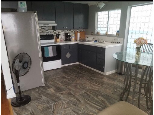Foto del edificio - 113 Capistrano Ln