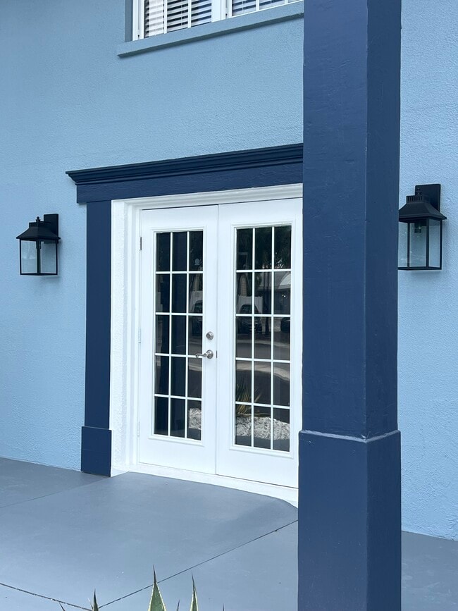 Building Photo - 1310 3rd Ave W