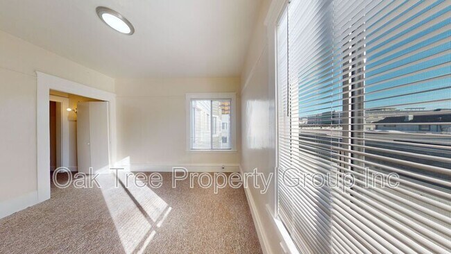Foto del edificio - 547 24th St