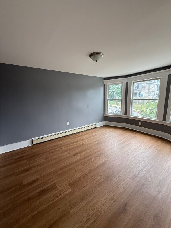 Building Photo - 489 Conover Terrace