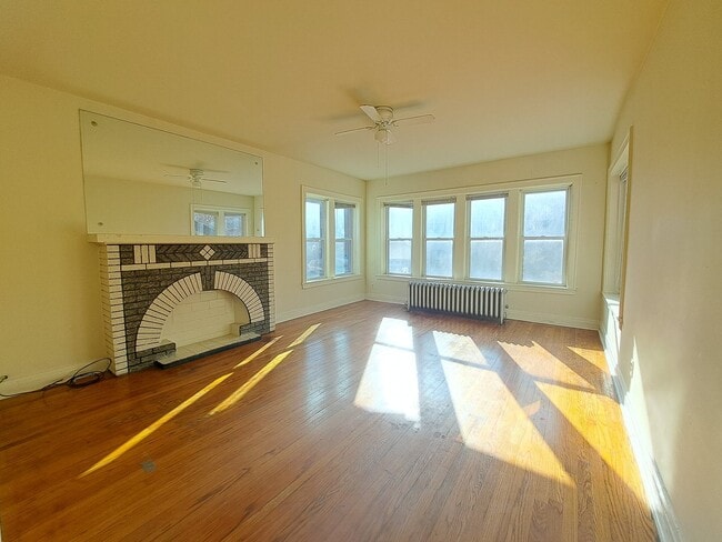 East facing living room - 5015 N Springfield Ave