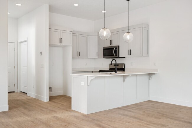 Foto del edificio - 2674 Rain Tree St